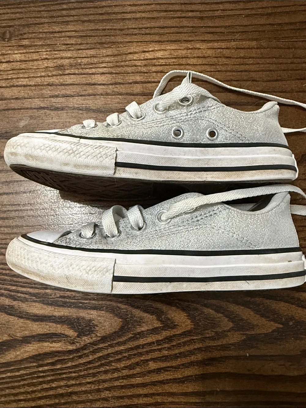 Converse Kids Low Top Sneakers - White and Light Gray